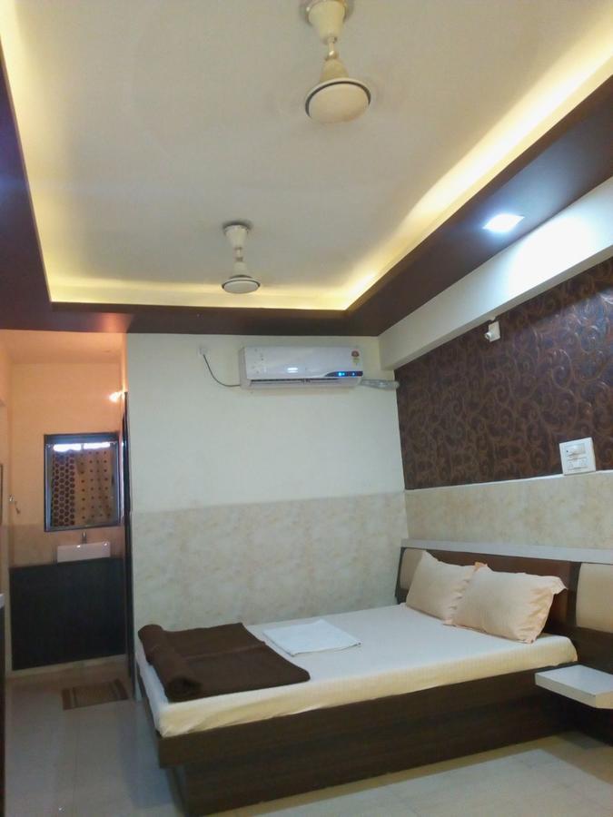 Hotel Gokul Ahmedabad Exterior foto
